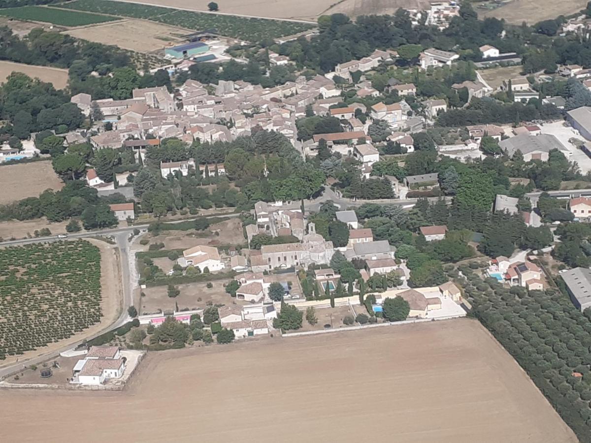 La Clastre Location D'Un Studio Avec Piscine Et Clim Pres D'Uzes Bourdic Екстериор снимка